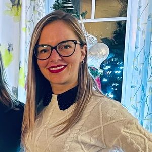 Meet your Posher, Kim